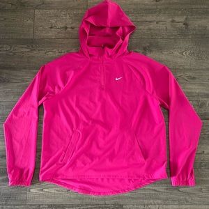 Nike Women’s Lightweight Zip Pullover, size M